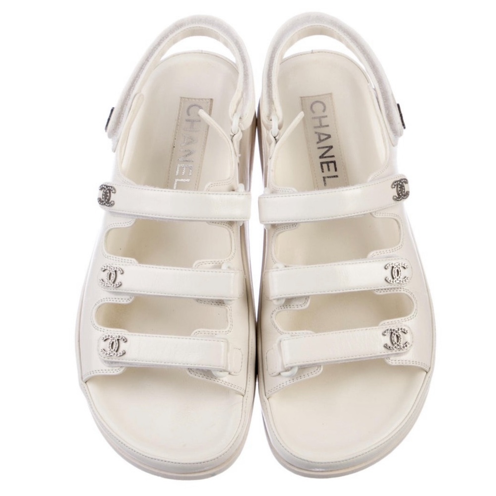 CHANEL Elegant White Sandals